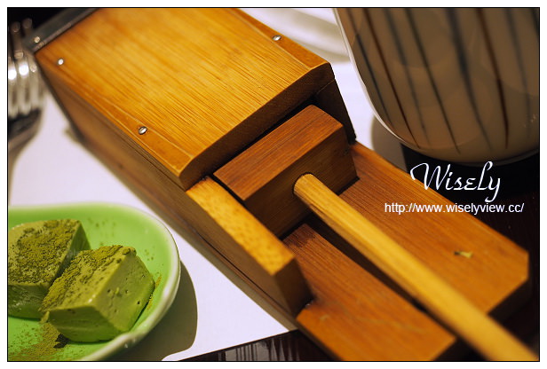 【食記】台北市。大安區：東區商圈＠抹茶館MACCHA HOUSE～抺茶甜品與拉麵熱食，鄰近捷運忠孝敦化站