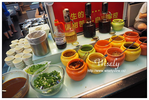 【食記】新北市。永和區：犇鱻涮涮鍋(永和店)＠吃到飽制鄰近永福橋且菜色多，捷運永安市場站美食