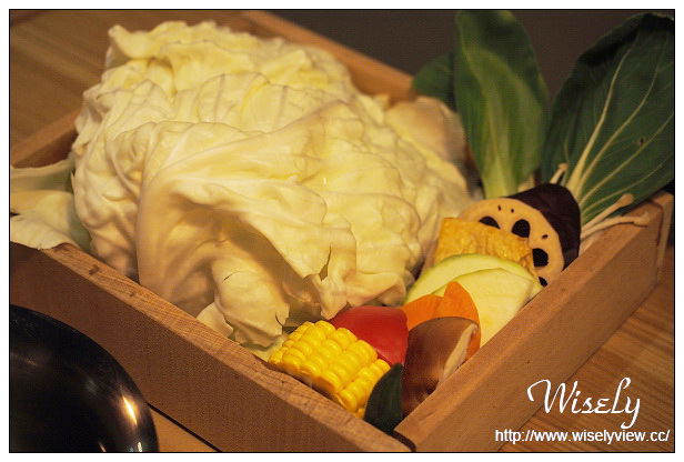 【食記】台北市。松山區：冷藏肉專門鍋無敵NabeMuteki@市民大道微風廣場對面，捷運忠孝復興站美食