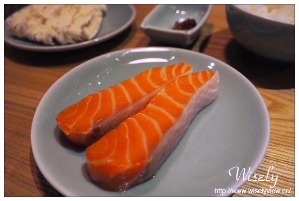 【食記】台北市。松山區：冷藏肉專門鍋無敵NabeMuteki@市民大道微風廣場對面，捷運忠孝復興站美食