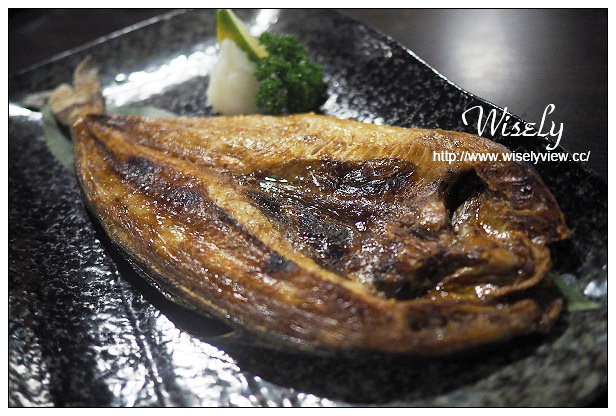 【食記】台北市。中山區：勝Win-日式串燒吧/居酒屋＠八條通超值綜合串燒拼盤料理，捷運松江南京站美食