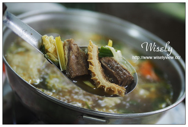 新北永和。永和牛雜鍋/羊肉鍋︱福和橋下季節限定火鍋，捷運永安市場站美食