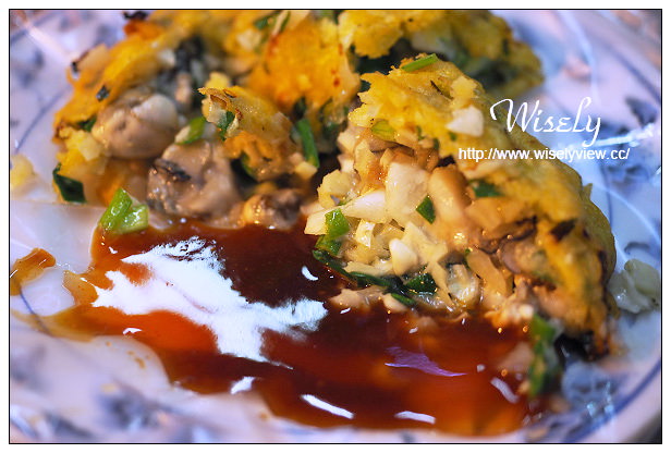 台北大同。迪化街古早味蚵嗲︱鐵皮菜市場裡的古早味，選用布袋鮮蚵現做～捷運北門站美食 x 大稻埕美食 x 迪化街美食