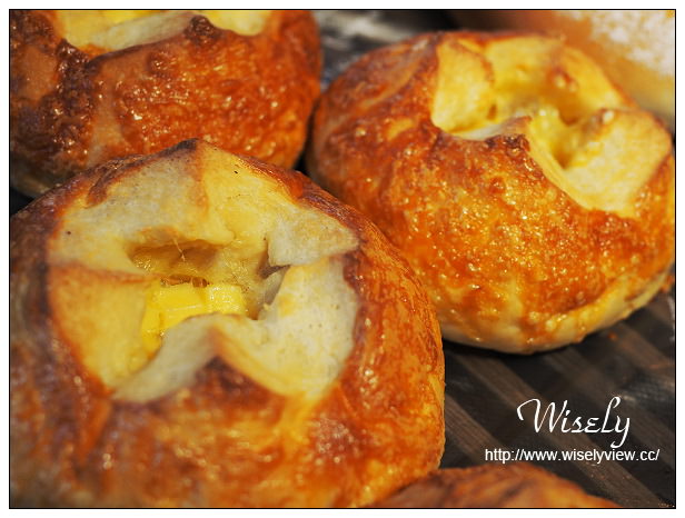 新莊 里洋烘培坊︱在地知名麵包甜點店，帕瑪森乳酪蛋糕、堅果塔&奶酪品嚐分享