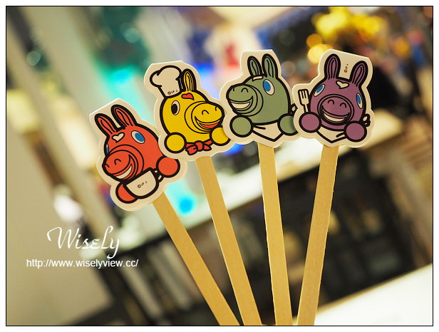 【食記】台北市。大安區：Caffè Rody主題餐廳＠全球唯一跳跳馬餐廳，捷運忠孝敦化站美食