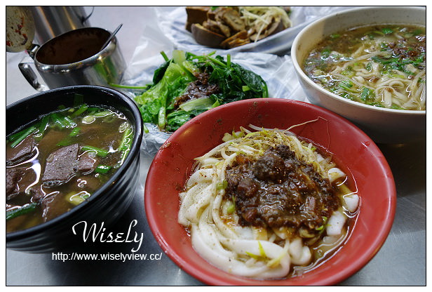 【食記】新北市。永和區：得和路六合市場口麵攤＠康是美旁黑白切小吃，捷運永安市場站美食