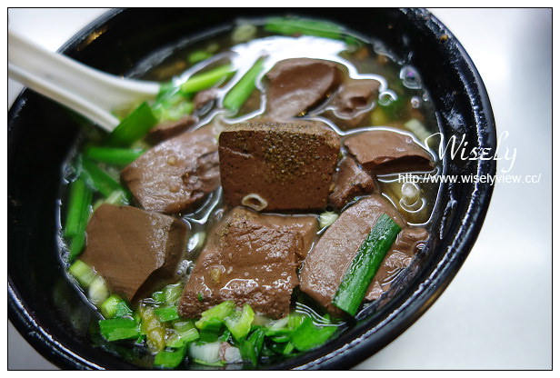 【食記】新北市。永和區：得和路六合市場口麵攤＠康是美旁黑白切小吃，捷運永安市場站美食