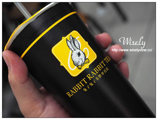 【食記】台北市。中正區：台大公館＠RABBIT RABBIT TEA(兔子兔子茶飲專賣)、藍家刈包、店長米粉湯～捷運公館站美食