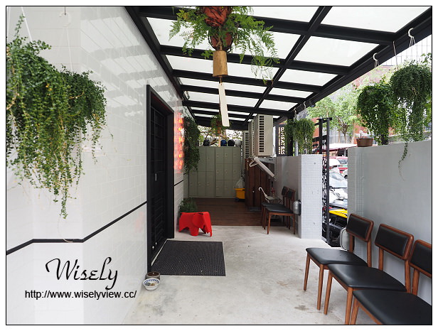 【食記】台北市。大安區：肉大人Mr. Meat hotpot & butchery肉鋪火鍋＠單人酸菜涮涮鍋，捷運信義安和站美食