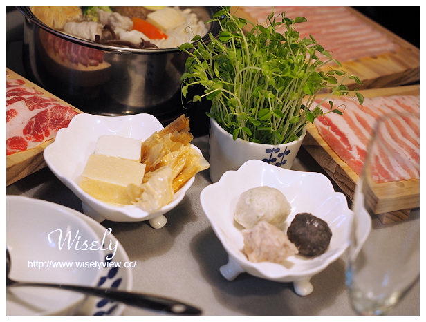 【食記】台北市。大安區：肉大人Mr. Meat hotpot & butchery肉鋪火鍋＠單人酸菜涮涮鍋，捷運信義安和站美食