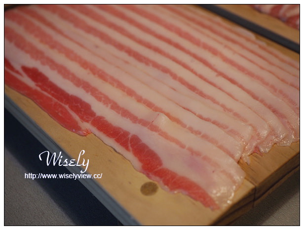 【食記】台北市。大安區：肉大人Mr. Meat hotpot & butchery肉鋪火鍋＠單人酸菜涮涮鍋，捷運信義安和站美食