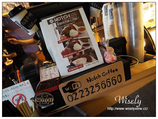 【食記】台北市。大安區：Notch咖啡(敦南店)@連鎖復古裝潢咖啡店，捷運信義安和站美食