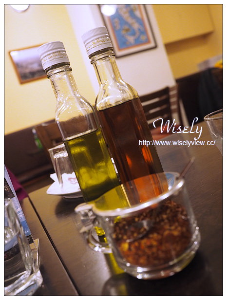 【食記】台北市。大安區：佐佧義式窯烤比薩屋(ZOCA PIZZA)@臨江街夜市老外經營披薩店，捷運信義安和站美食