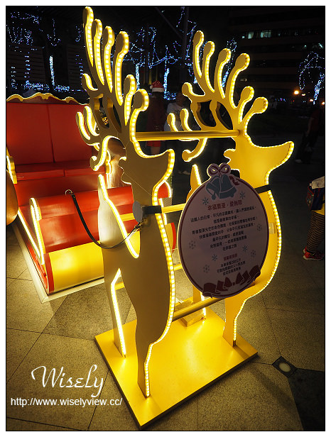 【遊記】台北信義。捷運市政府站＠統一阪急百貨2樓夢廣場：「愛．Sharing」六大主題燈區聖誕系列活動
