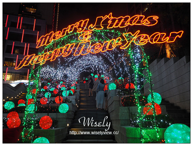 【遊記】台北信義。捷運市政府站＠統一阪急百貨2樓夢廣場：「愛．Sharing」六大主題燈區聖誕系列活動