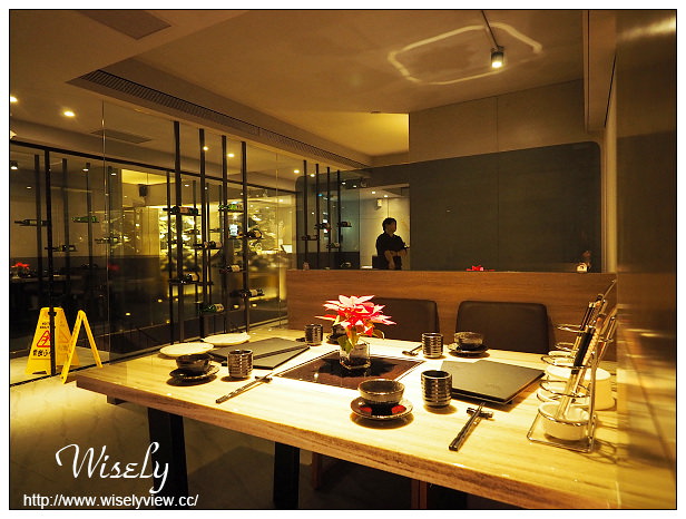 【食記】台北大安。捷運信義安和站：麻.辣壹號店＠特色風味與高檔食材麻辣鍋