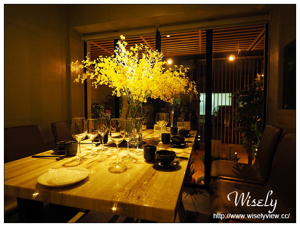 【食記】台北大安。捷運信義安和站：麻.辣壹號店＠特色風味與高檔食材麻辣鍋