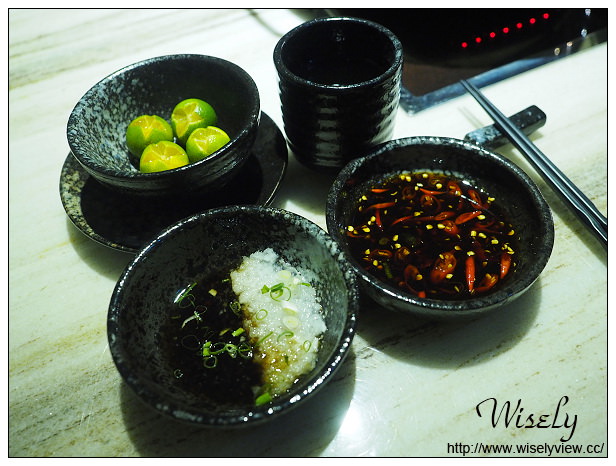 【食記】台北大安。捷運信義安和站：麻.辣壹號店＠特色風味與高檔食材麻辣鍋