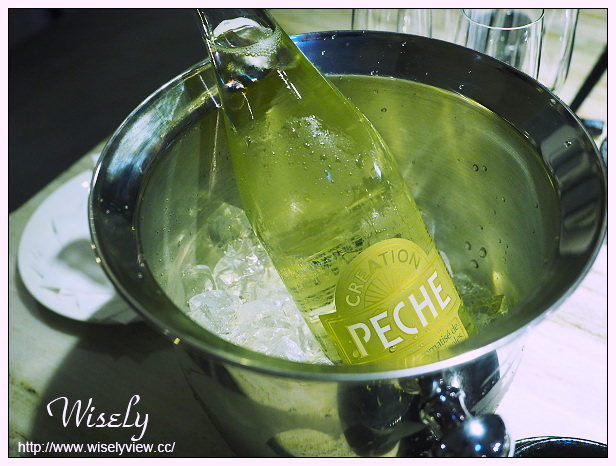 【食記】台北大安。捷運信義安和站：麻.辣壹號店＠特色風味與高檔食材麻辣鍋