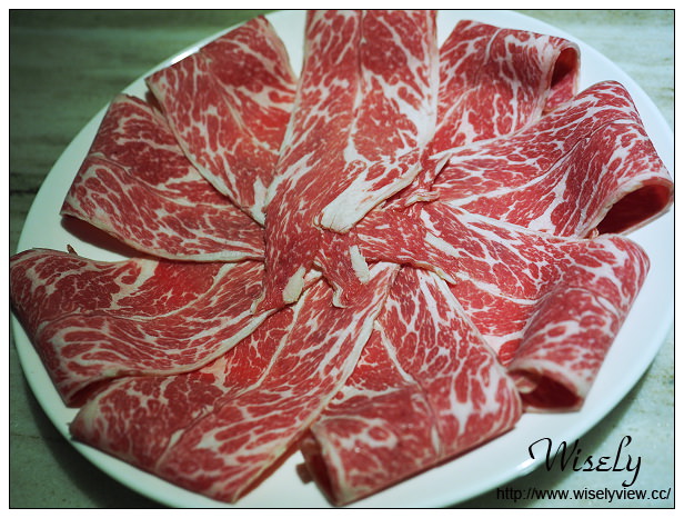 【食記】台北大安。捷運信義安和站：麻.辣壹號店＠特色風味與高檔食材麻辣鍋