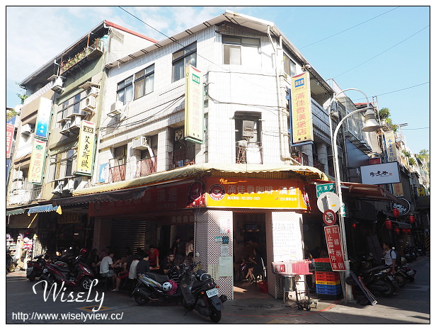 【食記】台北士林。捷運劍潭站：士林夜市＠滿佳香漢堡店～人氣早餐店(三明治、法式吐司)