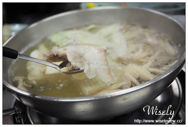 【食記】日本。大阪:黑門市場美食@浜藤本店~平價河豚大餐料理 【食記】日本。大阪:黑門市場美食@浜藤本店~平價河豚大餐料理