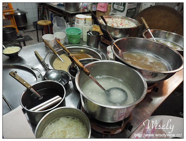 【食記】台北中山。捷運南京復興站：遼寧街夜市＠客家自製湯圓燒麻糬甜湯