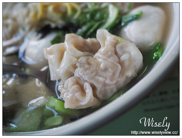 【食記】台北大同。捷運北門站：大稻埕美食＠合興糕糰(迪化街文創店)～招牌合樂麵、湖洲肉粽、上海鬆糕&酒釀雞蛋芝麻湯圓