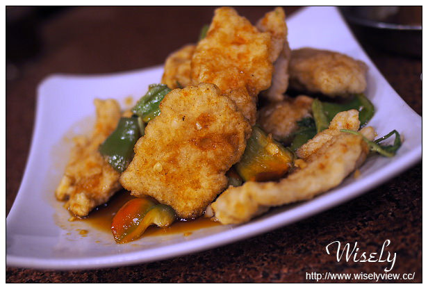 【食記】台北中山。捷運行天宮站：金稻子東北小館＠酸菜白肉鍋&大連風味菜餚