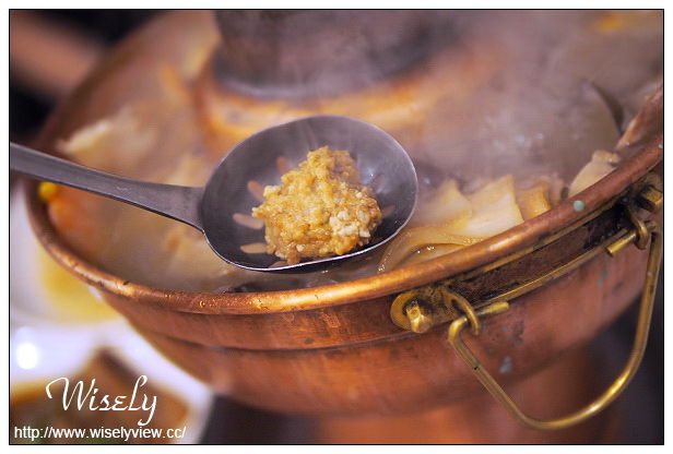 【食記】台北中山。捷運行天宮站：金稻子東北小館＠酸菜白肉鍋&大連風味菜餚