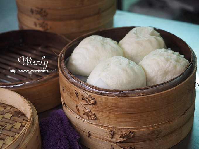 【食記】新北市。永和區：得和路六合市場美食：一路發上海鮮肉包＠汁多味美又實在