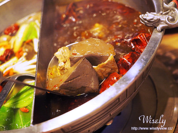 【旅遊】宜蘭。礁溪溫泉：九號溫泉旅店 X 九鼎港點精緻鍋膳＠鄰近車站與湯圍溝