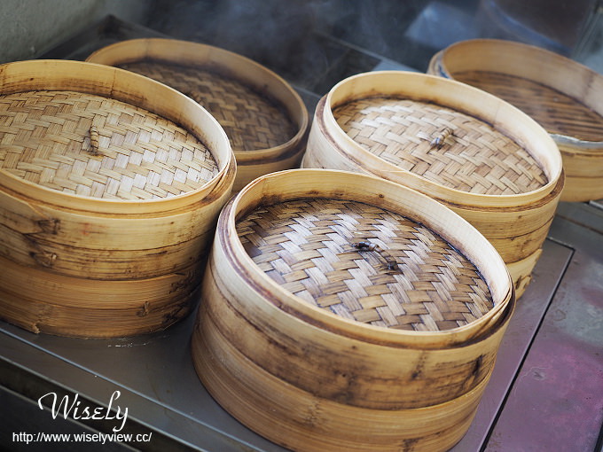 【食記】宜蘭市。泰山路美食小吃：泰山三十一(上海小籠包)＠鴨賞蒜香小籠包、三星蔥蝦仁蒸餃&宜蘭美食三寶