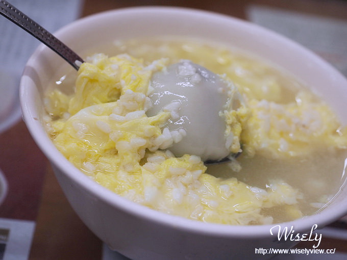 【食記】台北大安。捷運公館站：臺一牛奶大王＠冬至湯圓～紅豆小湯圓、酒釀湯蛋芝麻湯圓