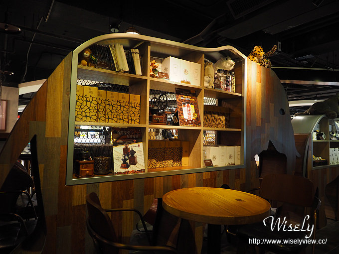 【食記】台北松山。捷運台北小巨蛋站：Breeze微風南京美食＠ZOO COFFEE～來自韓國登台的動物園咖啡