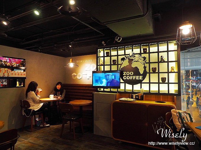 【食記】台北松山。捷運台北小巨蛋站：Breeze微風南京美食＠ZOO COFFEE～來自韓國登台的動物園咖啡