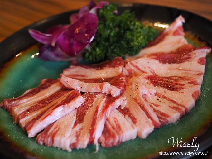 【食記】台北大安。捷運東門站：YORK約客頂級燒肉＠盛合套餐燒肉組合&巧遇港姐張秀文