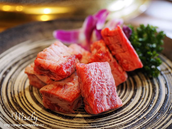 【食記】台北大安。捷運東門站：YORK約客頂級燒肉＠盛合套餐燒肉組合&巧遇港姐張秀文