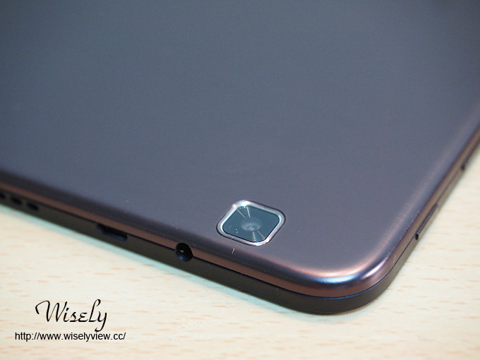 【開箱】3C。樂金平板電腦：LG G TABLET II 10.1 FHD (V935T)＠Full HD面板、2.26四核心處理器、可雙視窗同時瀏覽閱讀、待機長達740小時