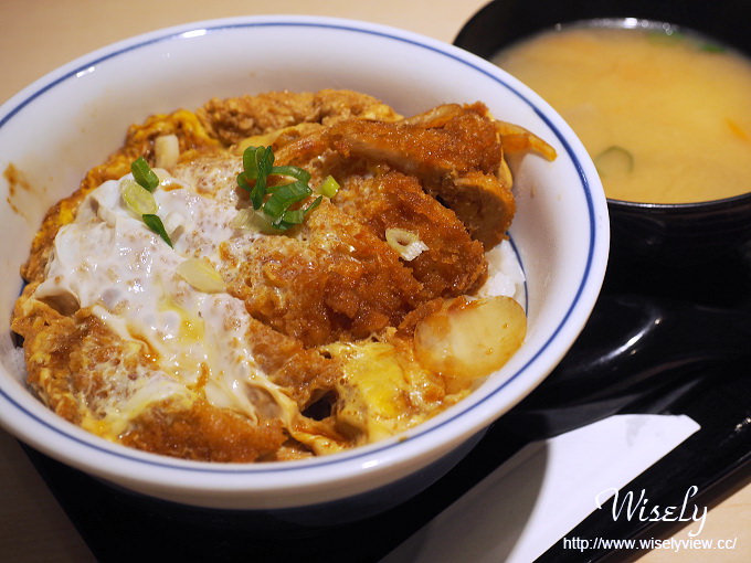 【食記】台北中正。捷運台北火車站：吉豚屋かつやKATSUYA＠日本平價連鎖豬排專門店