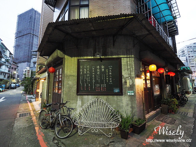 【食記】台北大安。捷運古亭站：秘氏咖啡(珈琲)＠懷舊上海風理髮院的藝文咖啡店
