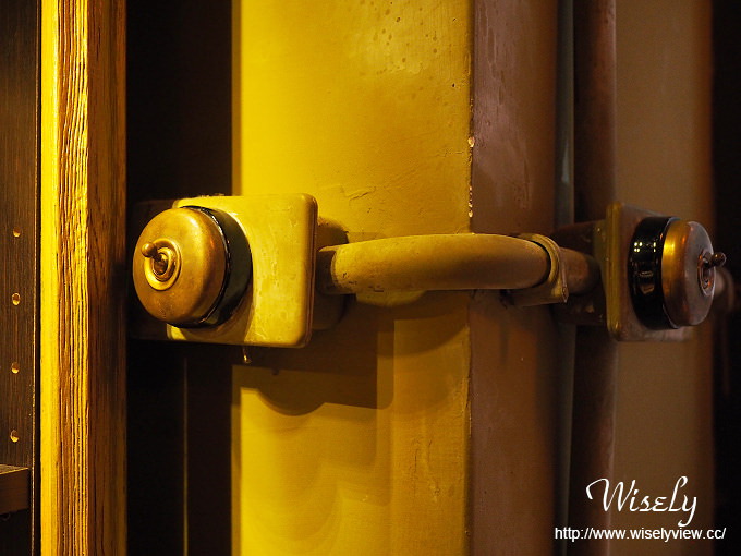 【食記】台北大安。捷運古亭站：秘氏咖啡(珈琲)＠懷舊上海風理髮院的藝文咖啡店