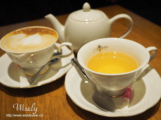 【食記】台北中正。捷運忠孝新生站:1789 Café@法籍廚師當日現作的美味閃電泡芙 【食記】台北中正。捷運忠孝新生站:1789 Café@法籍廚師當日現作的美味閃電泡芙
