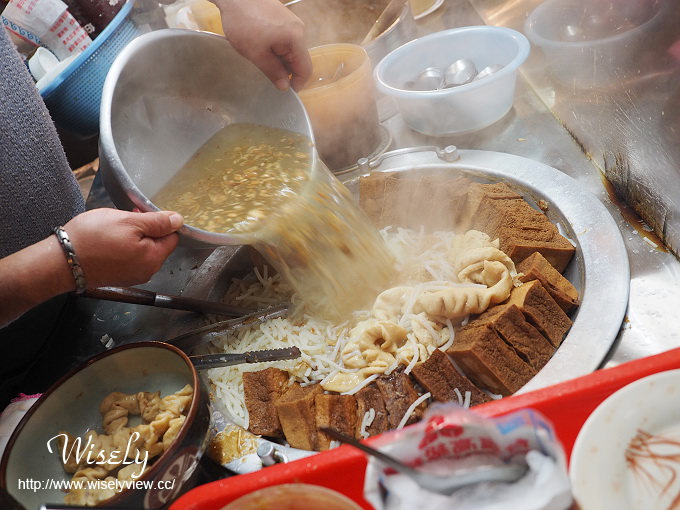 【食記】台北中正。捷運西門站：南機場夜市＠大腸麵線、雞絲麵、米粉湯&黑白切