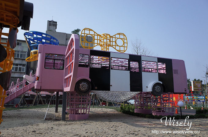 【遊記】宜蘭火車站前。幾米新景點：宜蘭幸福轉運站＠幾米繪本「忘記親一下」