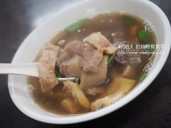 【食記】台北大安。捷運信義安和站：老李牛雜＠通化街裡老字號暖胃熱炒美食
