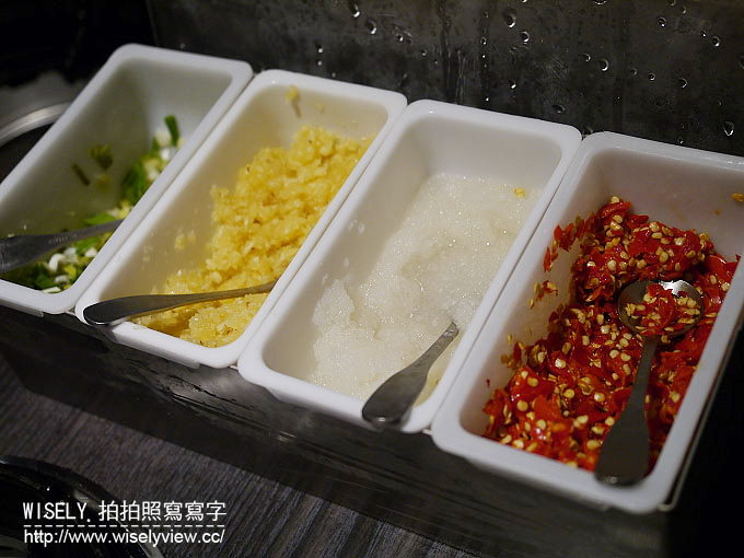 【食記】新北永和。捷運永安市場站：太妃殿精緻鴛鴦火鍋＠單人用餐個人麻辣鍋