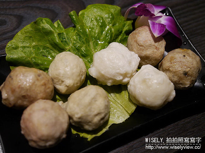 【食記】新北永和。捷運永安市場站：太妃殿精緻鴛鴦火鍋＠單人用餐個人麻辣鍋