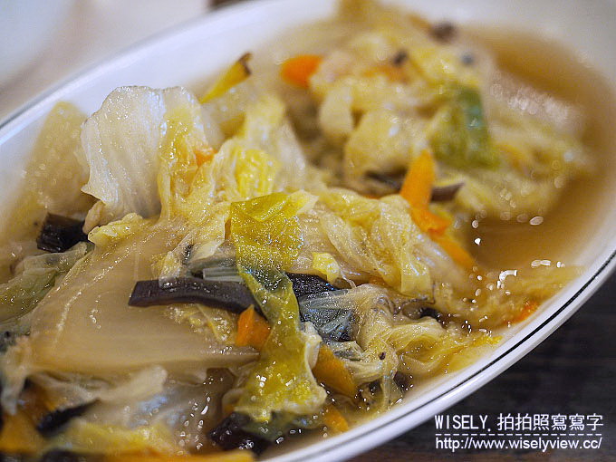 【食記】台北大同。捷運大橋頭站:(大稻埕)大胖張@冬瓜魯肉飯、燉湯 【食記】台北大同。捷運大橋頭站:(大稻埕)大胖張@冬瓜魯肉飯、燉湯