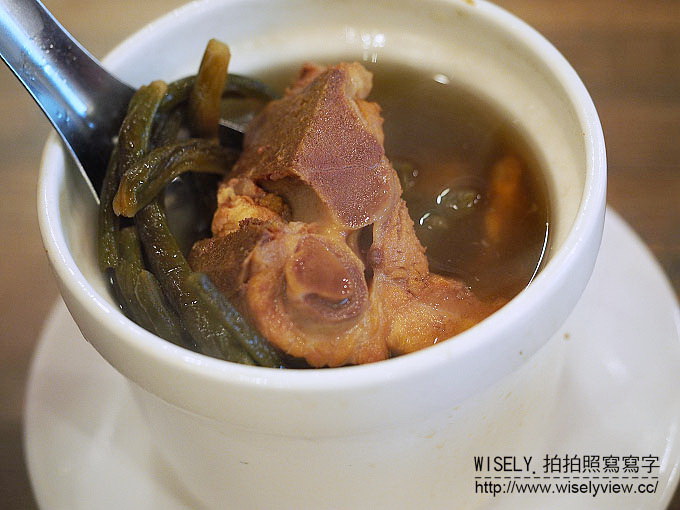 【食記】台北大同。捷運大橋頭站:(大稻埕)大胖張@冬瓜魯肉飯、燉湯 【食記】台北大同。捷運大橋頭站:(大稻埕)大胖張@冬瓜魯肉飯、燉湯